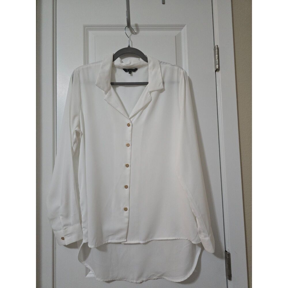 Van Heusen White Button Down Blouse with Gold Buttons Size XL